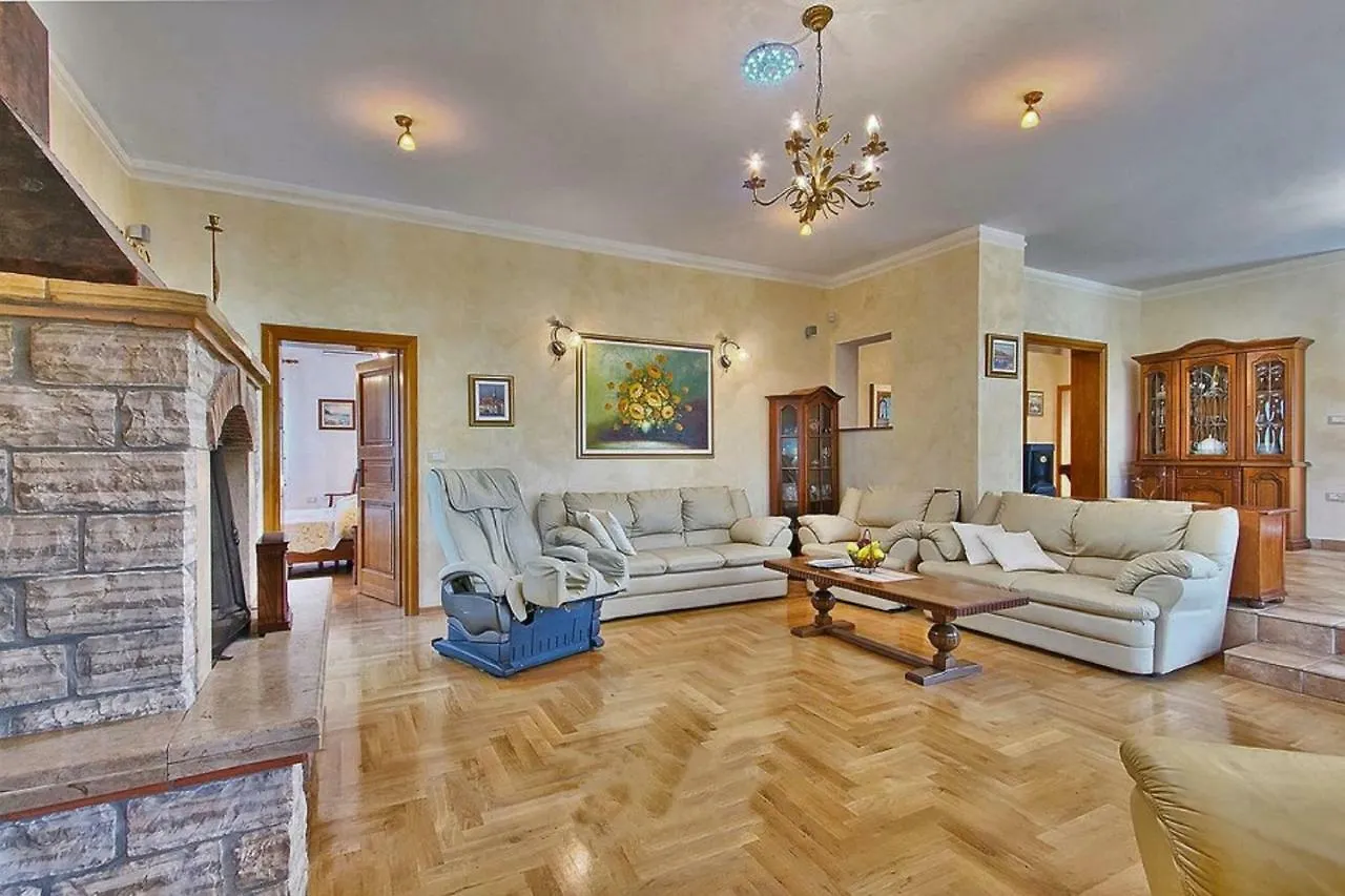 Holiday Home Sarita Sisan 0*,  Croatia