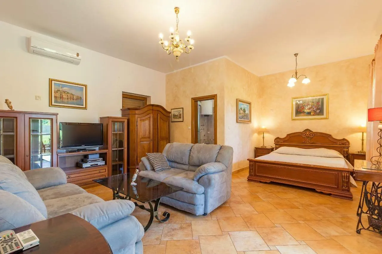 Holiday Home Sarita Sisan 0*,  Croatia