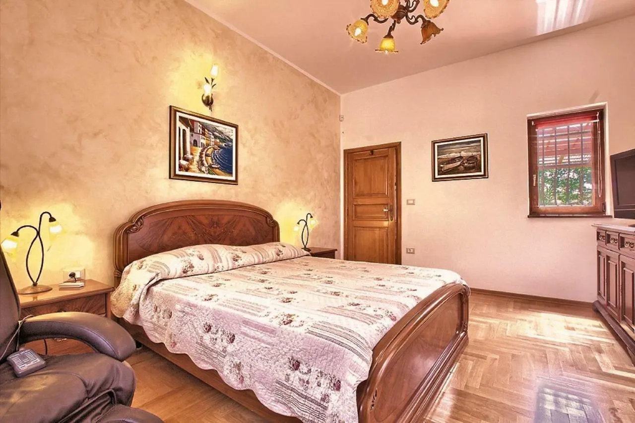 Holiday Home Sarita Sisan Croatia